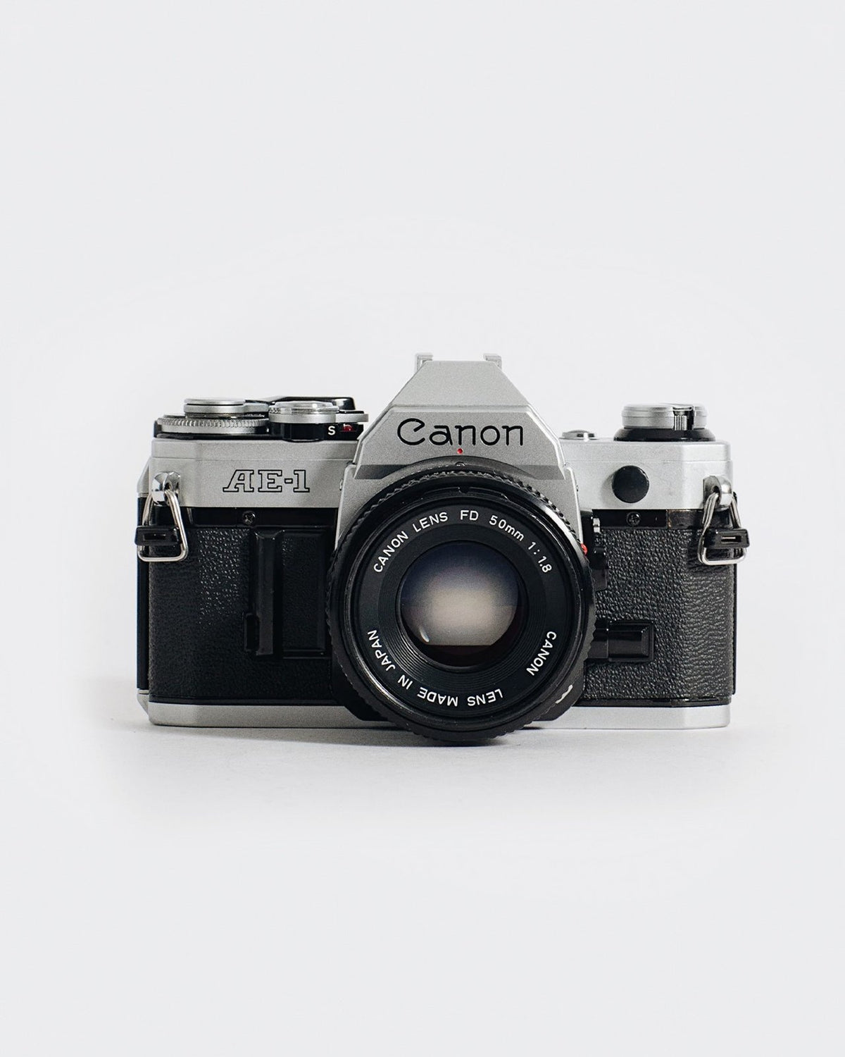 Canon AE-1 + Canon FD 50mm/1.8 - fotografia 1